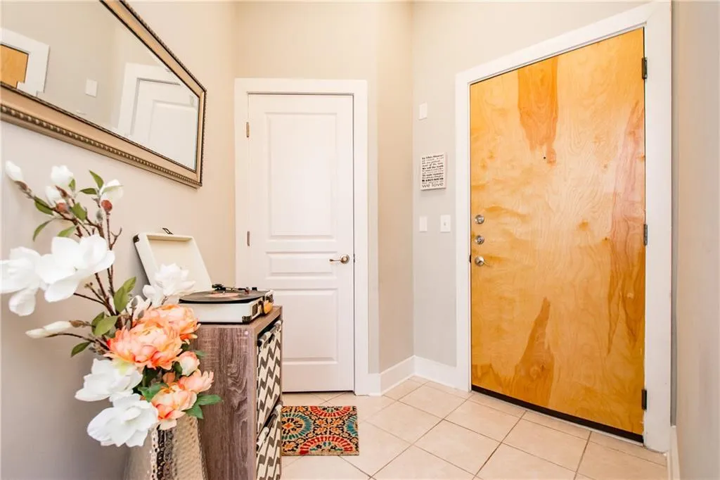 799 Hammond Drive Unit 117, Sandy Springs, Georgia 30328, 1 Bedroom Bedrooms, ,1 BathroomBathrooms,Residential,Sold,799 Hammond Drive Unit 117,6663629