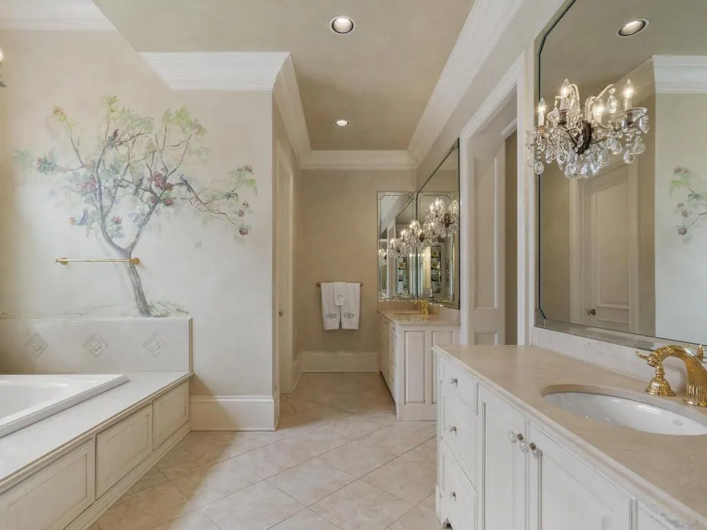 565 Chestnut Rose Lane, Sandy Springs, Georgia 30327, 7 Bedrooms Bedrooms, ,7 BathroomsBathrooms,Residential,Sold,565 Chestnut Rose Lane,7389344