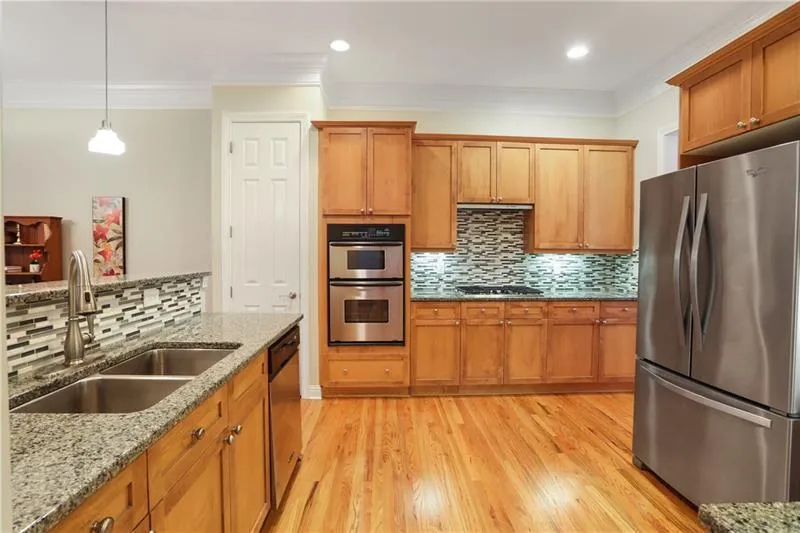 194 Meeting Lane, Atlanta, Georgia 30342, 4 Bedrooms Bedrooms, ,3 BathroomsBathrooms,Residential,Sold,194 Meeting Lane,6064612