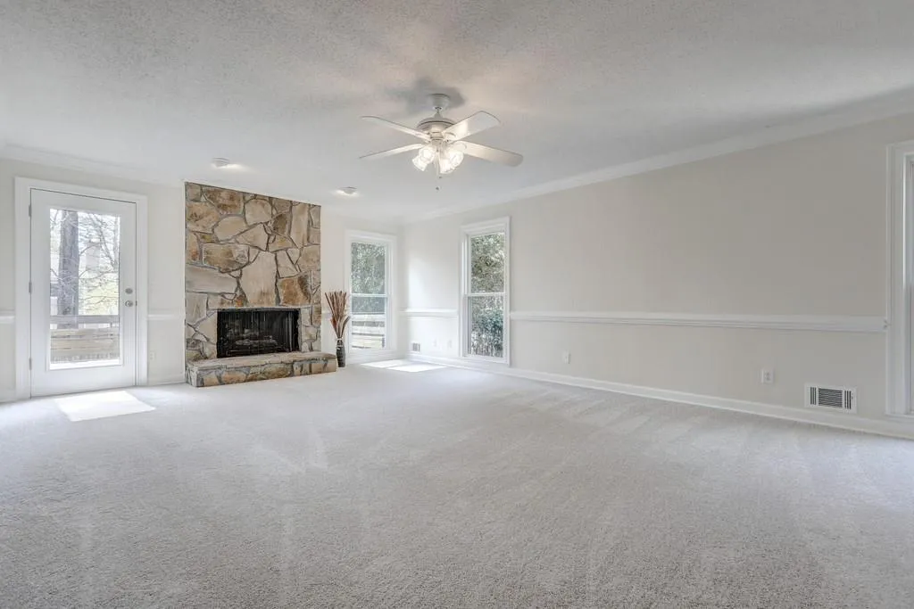 7543 Kinsella Court, Sandy Springs, Georgia 30350, 4 Bedrooms Bedrooms, ,2 BathroomsBathrooms,Residential,Sold,7543 Kinsella Court,6519396