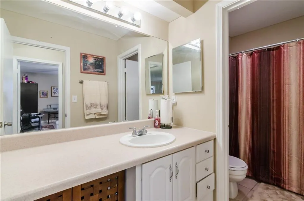 1207 Wingate Way, Sandy Springs, Georgia 30350, 2 Bedrooms Bedrooms, ,2 BathroomsBathrooms,Residential,Sold,1207 Wingate Way,5748907
