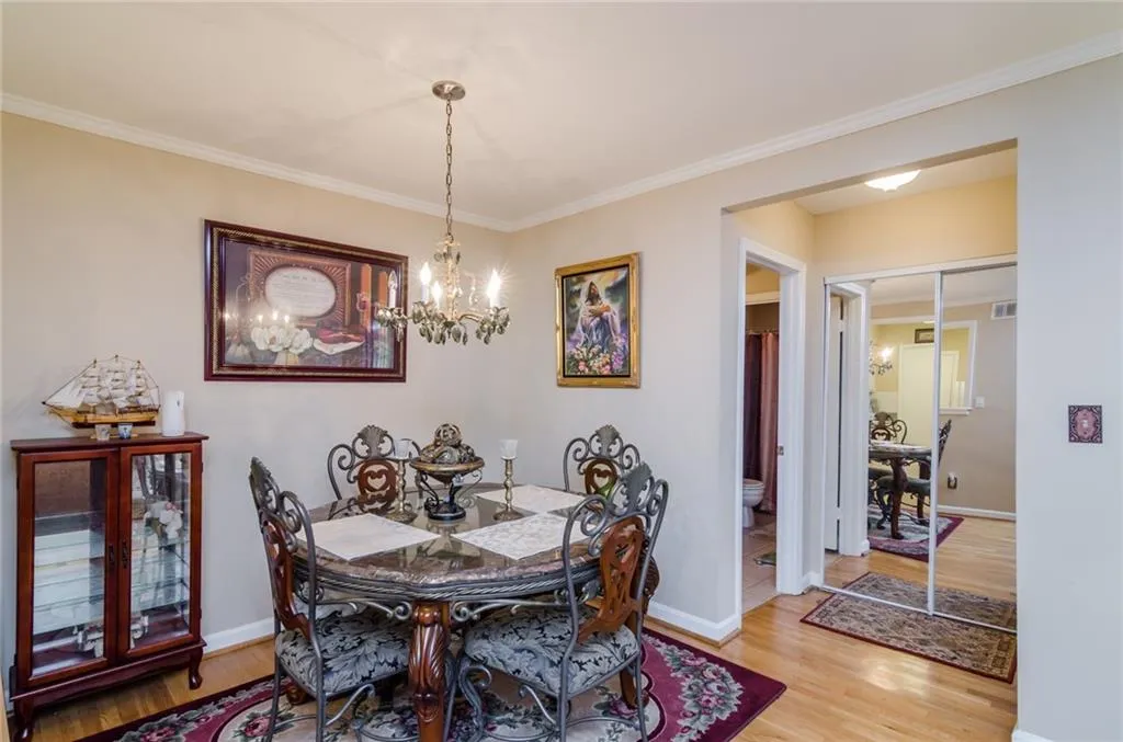 1207 Wingate Way, Sandy Springs, Georgia 30350, 2 Bedrooms Bedrooms, ,2 BathroomsBathrooms,Residential,Sold,1207 Wingate Way,5748907