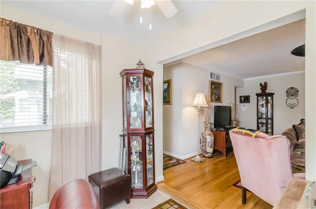 1207 Wingate Way, Sandy Springs, Georgia 30350, 2 Bedrooms Bedrooms, ,2 BathroomsBathrooms,Residential,Sold,1207 Wingate Way,5748907