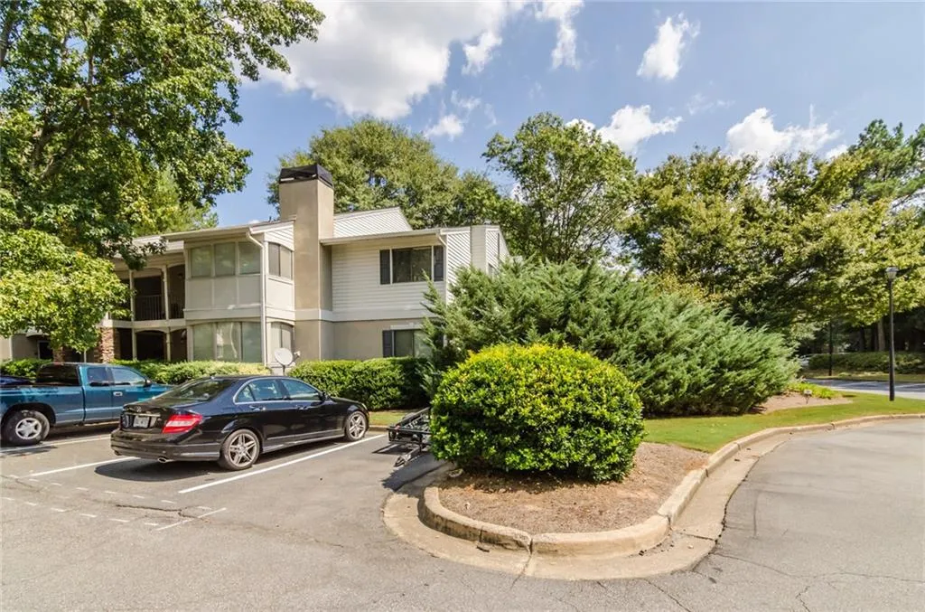 1207 Wingate Way, Sandy Springs, Georgia 30350, 2 Bedrooms Bedrooms, ,2 BathroomsBathrooms,Residential,Sold,1207 Wingate Way,5748907
