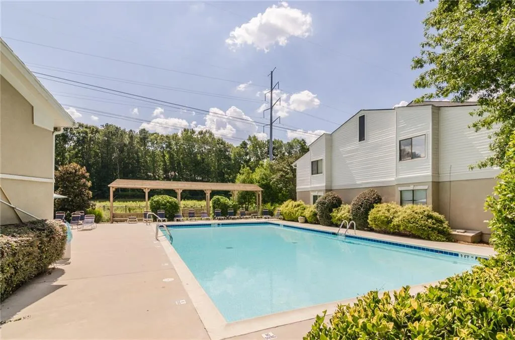 1207 Wingate Way, Sandy Springs, Georgia 30350, 2 Bedrooms Bedrooms, ,2 BathroomsBathrooms,Residential,Sold,1207 Wingate Way,5748907