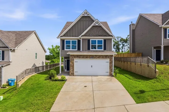 321 Melody Lane, Cartersville, Georgia 30121