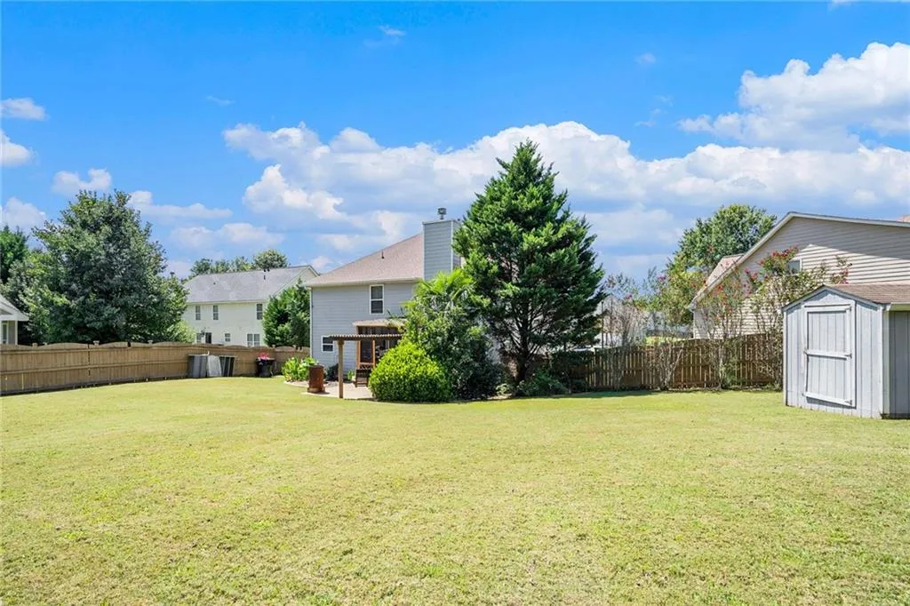 415 Tarpan Court, Fairburn, Georgia 30213, 5 Bedrooms Bedrooms, ,3 BathroomsBathrooms,Residential,For Sale,415 Tarpan Court,7668887