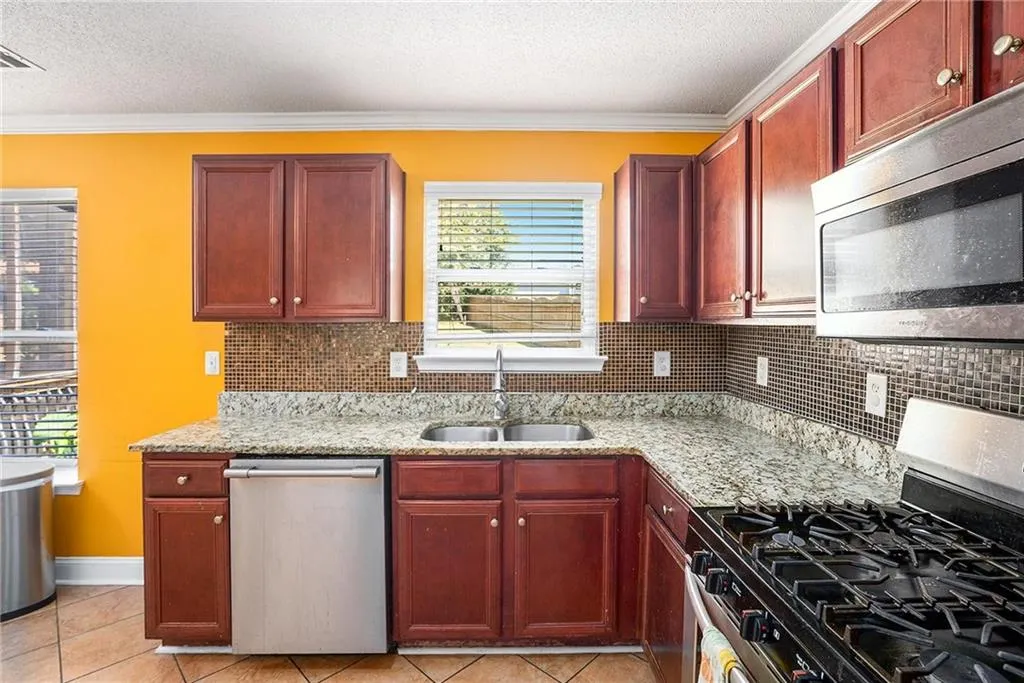 415 Tarpan Court, Fairburn, Georgia 30213, 5 Bedrooms Bedrooms, ,3 BathroomsBathrooms,Residential,For Sale,415 Tarpan Court,7668887