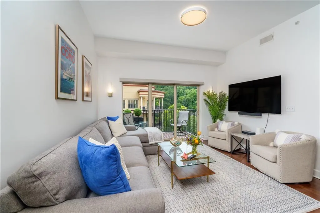 200 River Vista Drive Unit 728, Atlanta, Georgia 30339, 2 Bedrooms Bedrooms, ,2 BathroomsBathrooms,Residential,Sold,200 River Vista Drive Unit 728,7380977 200 River Vista Drive Unit 728, Atlanta, Georgia 30339, 2 Bedrooms Bedrooms, ,2 BathroomsBathrooms,Residential,Sold,200 River Vista Drive Unit 728,7380977