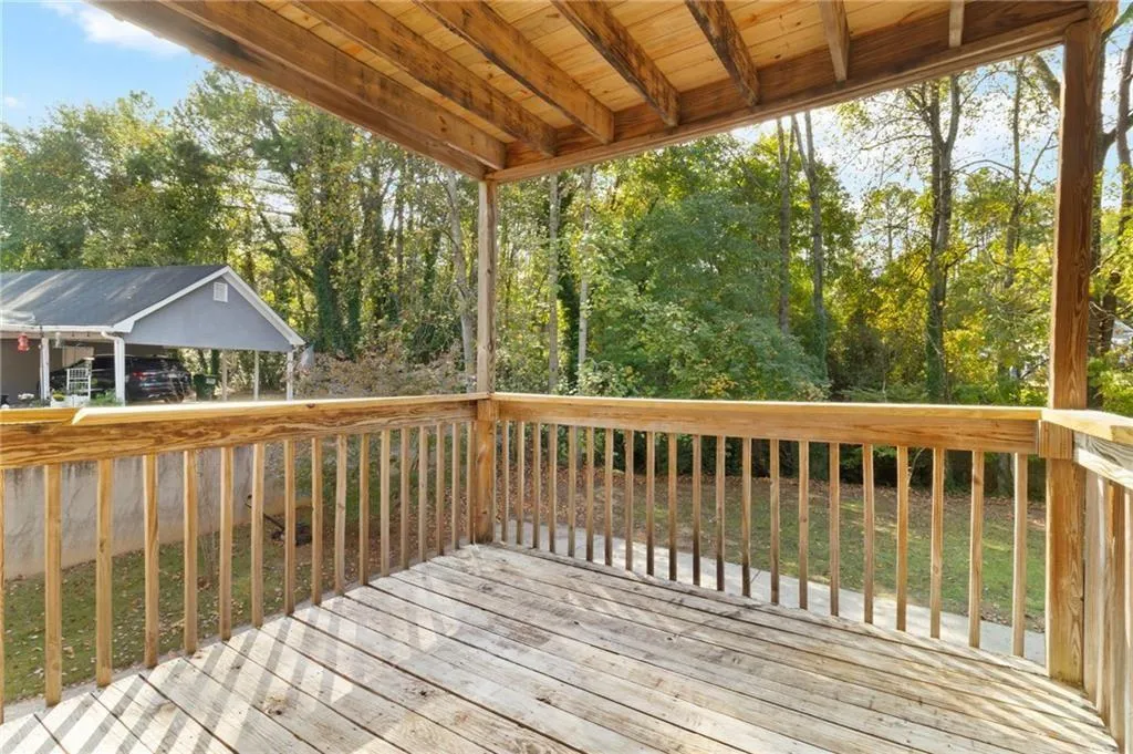 Kitchen main floor deck Kitchen main floor deck