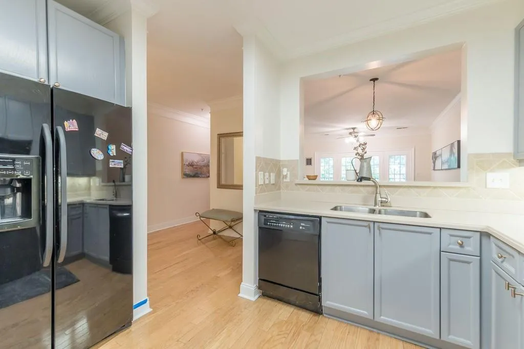 5415 Northland Drive E Unit 308, Sandy Springs, Georgia 30342, 1 Bedroom Bedrooms, ,1 BathroomBathrooms,Residential,Sold,5415 Northland Drive E Unit 308,6777461