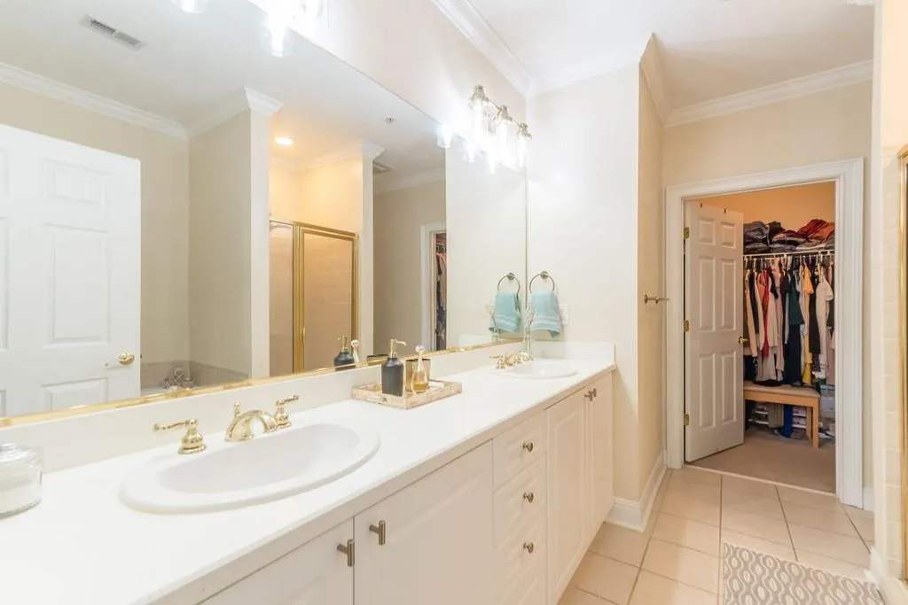 5415 Northland Drive E Unit 308, Sandy Springs, Georgia 30342, 1 Bedroom Bedrooms, ,1 BathroomBathrooms,Residential,Sold,5415 Northland Drive E Unit 308,6777461