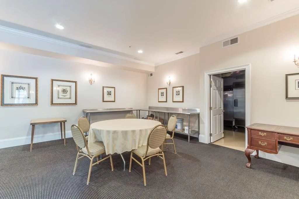 5415 Northland Drive E Unit 308, Sandy Springs, Georgia 30342, 1 Bedroom Bedrooms, ,1 BathroomBathrooms,Residential,Sold,5415 Northland Drive E Unit 308,6777461