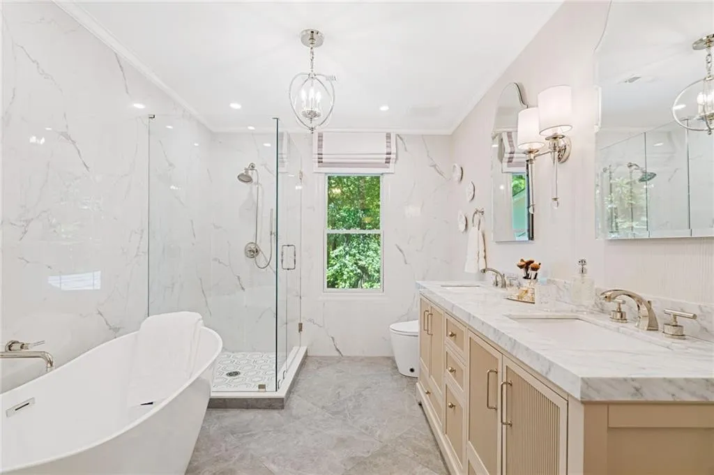 Atlanta, Georgia 30339, 3 Bedrooms Bedrooms, 0 ,2 BathroomsBathrooms,Residential,For Sale,7777531