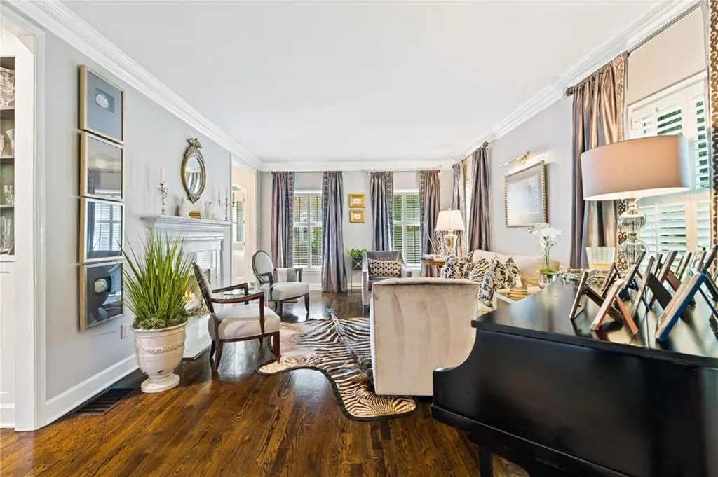 Atlanta, Georgia 30339, 3 Bedrooms Bedrooms, 0 ,2 BathroomsBathrooms,Residential,For Sale,7777531