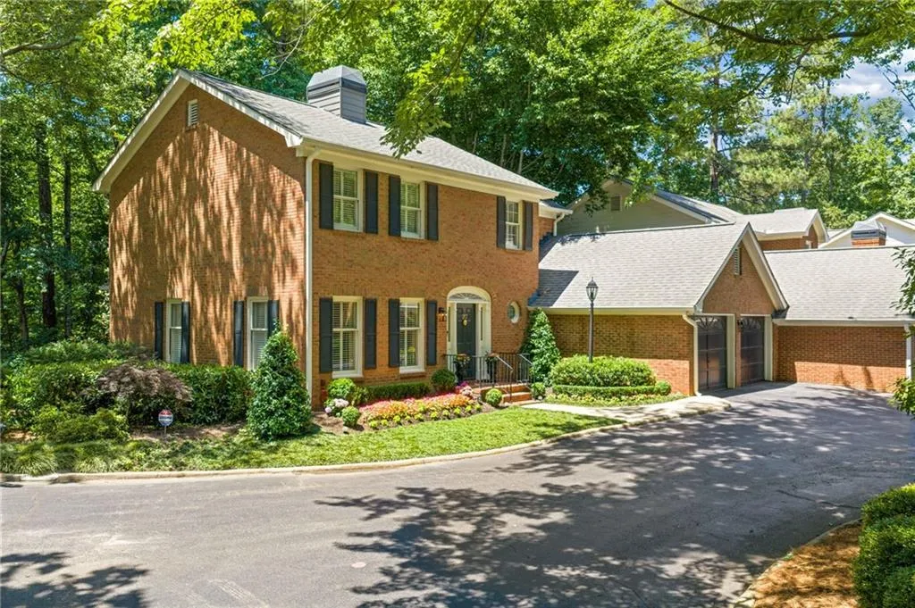 Atlanta, Georgia 30339, 3 Bedrooms Bedrooms, 0 ,2 BathroomsBathrooms,Residential,For Sale,7777531
