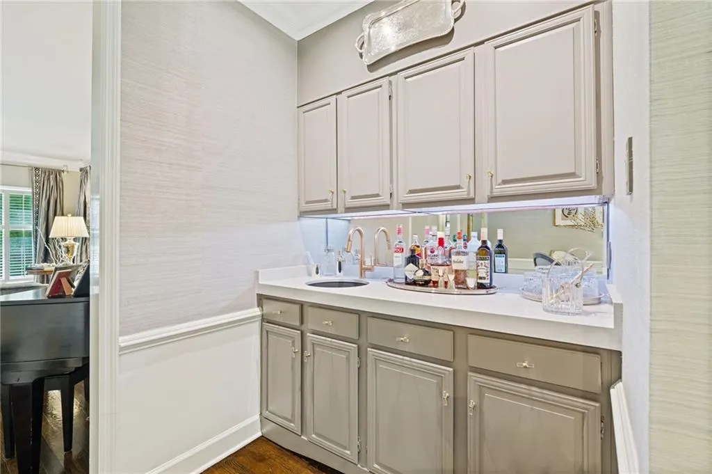 Atlanta, Georgia 30339, 3 Bedrooms Bedrooms, 0 ,2 BathroomsBathrooms,Residential,For Sale,7777531