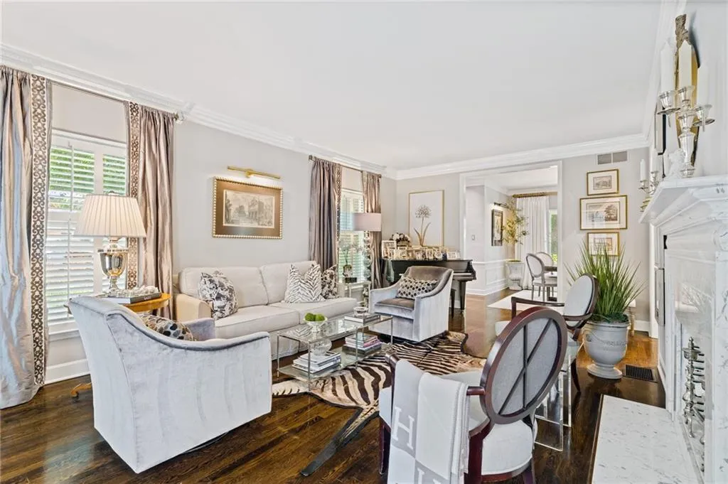 Atlanta, Georgia 30339, 3 Bedrooms Bedrooms, 0 ,2 BathroomsBathrooms,Residential,For Sale,7777531