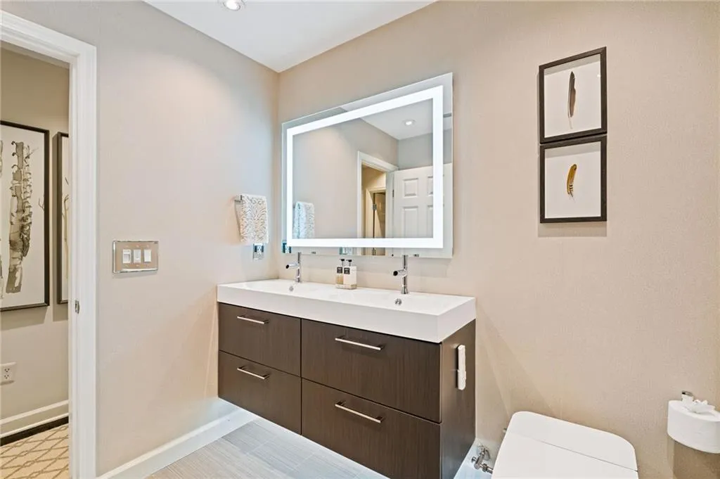 Atlanta, Georgia 30339, 3 Bedrooms Bedrooms, 0 ,2 BathroomsBathrooms,Residential,For Sale,7777531