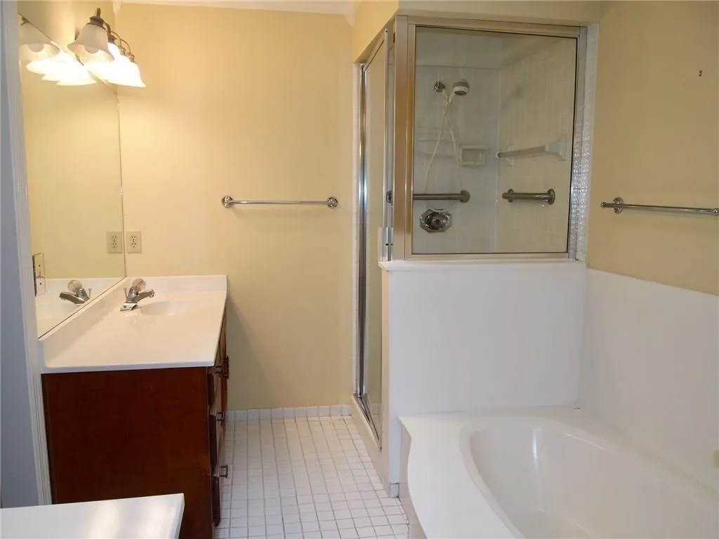 6925 Northgreen Drive, Sandy Springs, Georgia 30328, 4 Bedrooms Bedrooms, ,2 BathroomsBathrooms,Residential,Sold,6925 Northgreen Drive,6046601