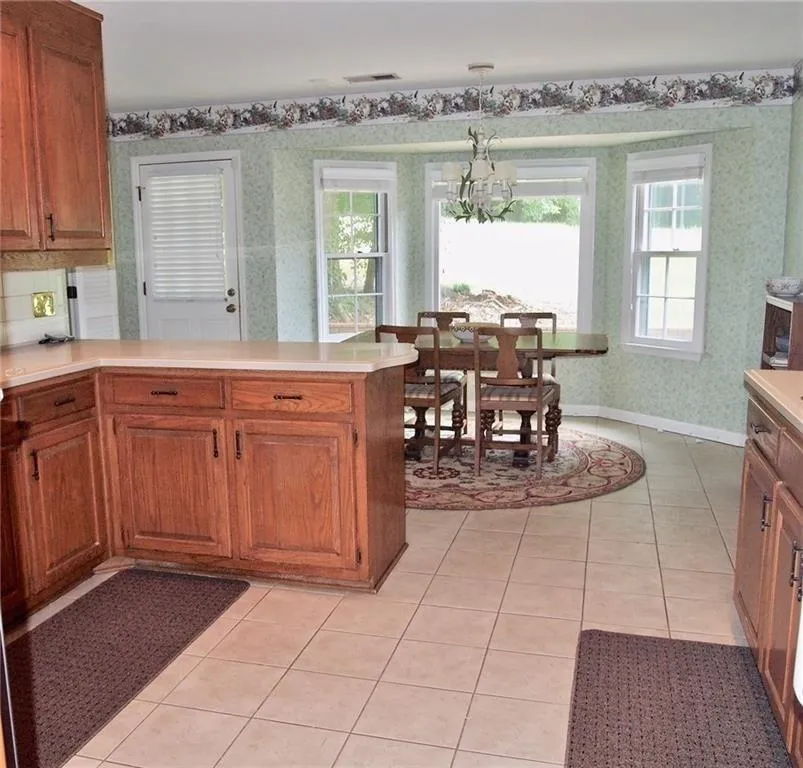 6925 Northgreen Drive, Sandy Springs, Georgia 30328, 4 Bedrooms Bedrooms, ,2 BathroomsBathrooms,Residential,Sold,6925 Northgreen Drive,6046601