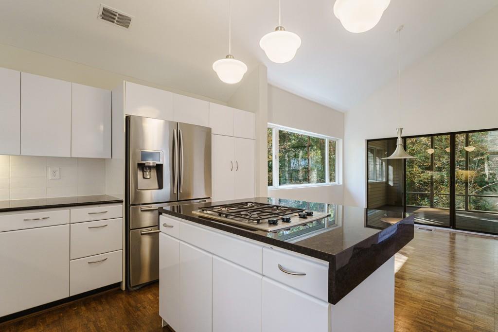 115 River North Walk, Sandy Springs, Georgia 30328, 4 Bedrooms Bedrooms, ,3 BathroomsBathrooms,Residential,Sold,115 River North Walk,7301793