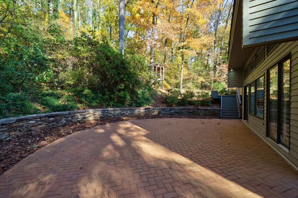 115 River North Walk, Sandy Springs, Georgia 30328, 4 Bedrooms Bedrooms, ,3 BathroomsBathrooms,Residential,Sold,115 River North Walk,7301793