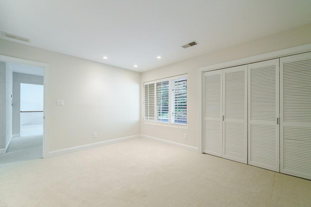 115 River North Walk, Sandy Springs, Georgia 30328, 4 Bedrooms Bedrooms, ,3 BathroomsBathrooms,Residential,Sold,115 River North Walk,7301793