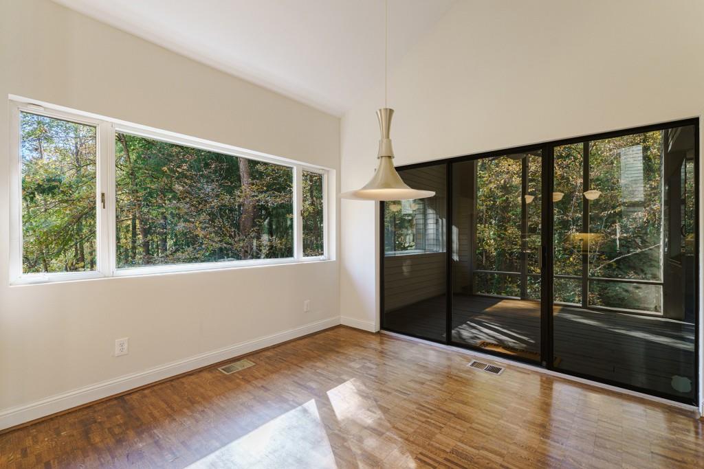 115 River North Walk, Sandy Springs, Georgia 30328, 4 Bedrooms Bedrooms, ,3 BathroomsBathrooms,Residential,Sold,115 River North Walk,7301793