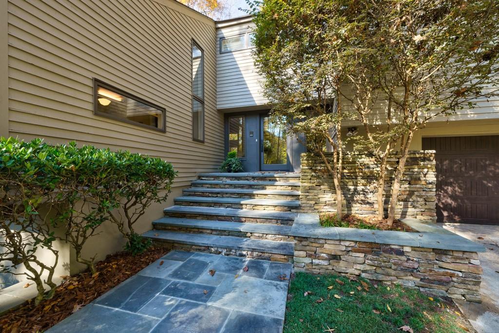 115 River North Walk, Sandy Springs, Georgia 30328, 4 Bedrooms Bedrooms, ,3 BathroomsBathrooms,Residential,Sold,115 River North Walk,7301793