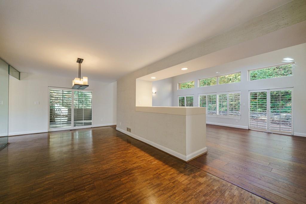 115 River North Walk, Sandy Springs, Georgia 30328, 4 Bedrooms Bedrooms, ,3 BathroomsBathrooms,Residential,Sold,115 River North Walk,7301793