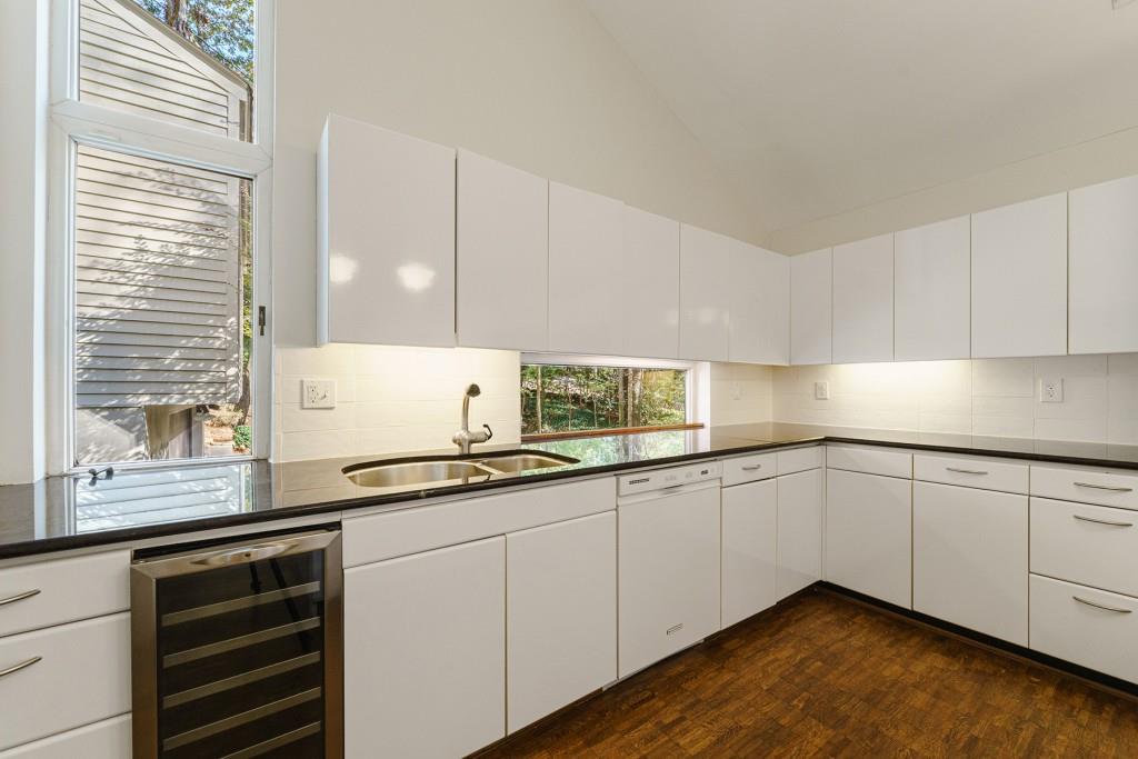 115 River North Walk, Sandy Springs, Georgia 30328, 4 Bedrooms Bedrooms, ,3 BathroomsBathrooms,Residential,Sold,115 River North Walk,7301793