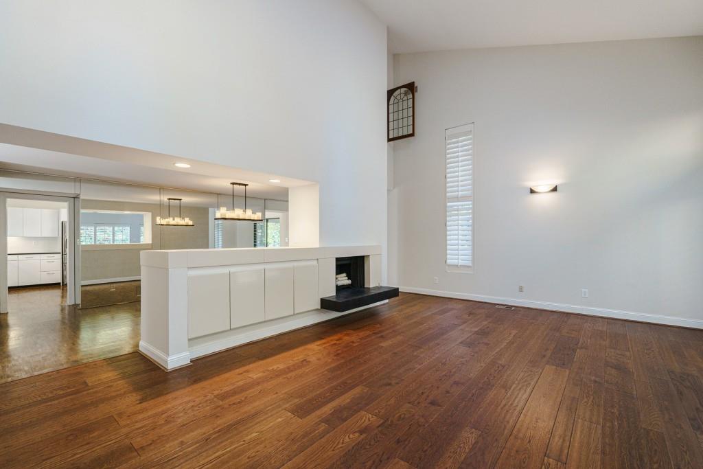 115 River North Walk, Sandy Springs, Georgia 30328, 4 Bedrooms Bedrooms, ,3 BathroomsBathrooms,Residential,Sold,115 River North Walk,7301793