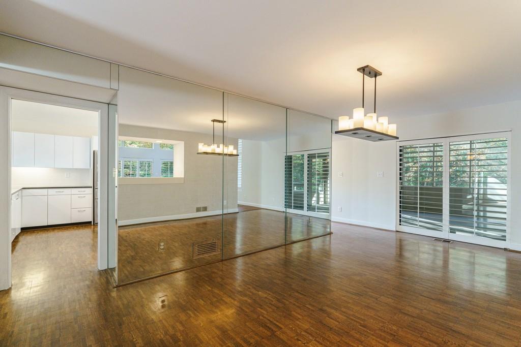 115 River North Walk, Sandy Springs, Georgia 30328, 4 Bedrooms Bedrooms, ,3 BathroomsBathrooms,Residential,Sold,115 River North Walk,7301793