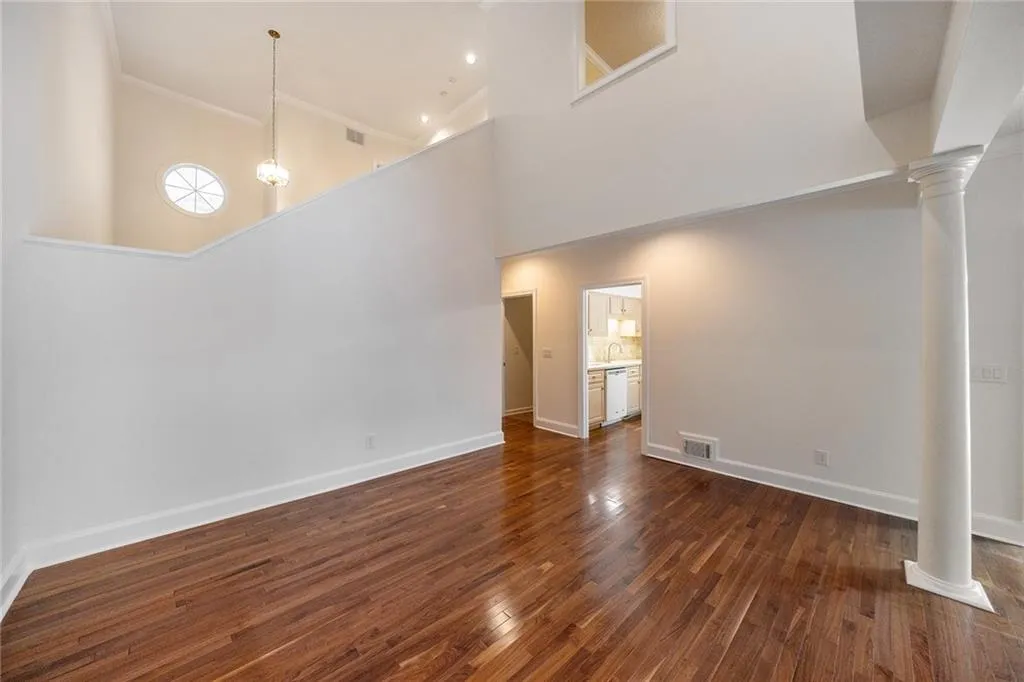 5996 Mitchell Road Unit 13, Atlanta, Georgia 30328, 3 Bedrooms Bedrooms, ,3 BathroomsBathrooms,Residential,Sold,5996 Mitchell Road Unit 13,7415385