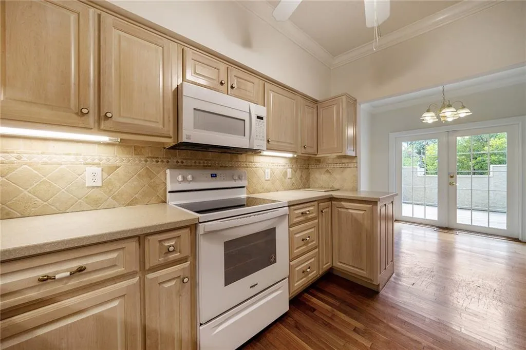 5996 Mitchell Road Unit 13, Atlanta, Georgia 30328, 3 Bedrooms Bedrooms, ,3 BathroomsBathrooms,Residential,Sold,5996 Mitchell Road Unit 13,7415385