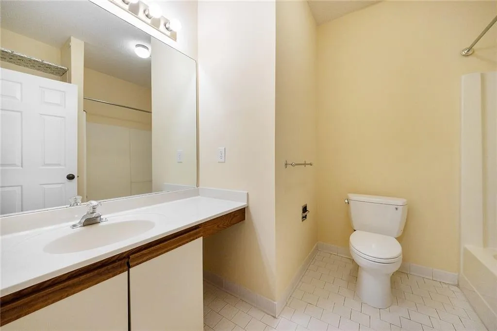 5996 Mitchell Road Unit 13, Atlanta, Georgia 30328, 3 Bedrooms Bedrooms, ,3 BathroomsBathrooms,Residential,Sold,5996 Mitchell Road Unit 13,7415385