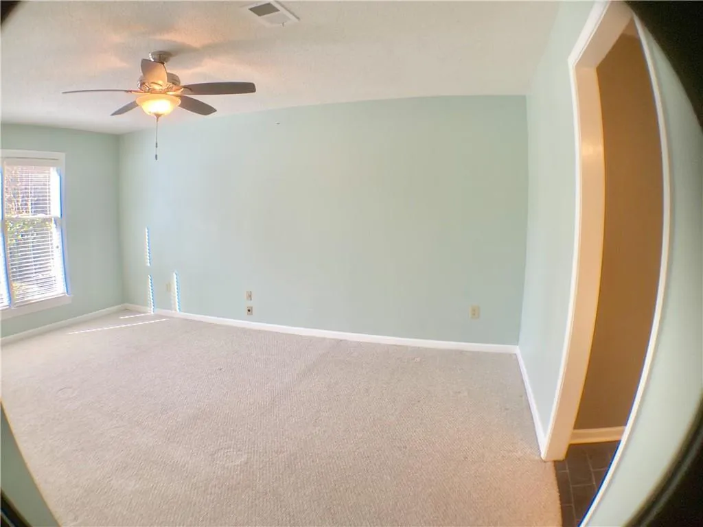 401 Abingdon Way, Atlanta, Georgia 30328, 2 Bedrooms Bedrooms, ,2 BathroomsBathrooms,Residential,Sold,401 Abingdon Way,6686453