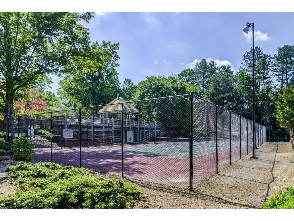 401 Abingdon Way, Atlanta, Georgia 30328, 2 Bedrooms Bedrooms, ,2 BathroomsBathrooms,Residential,Sold,401 Abingdon Way,6686453