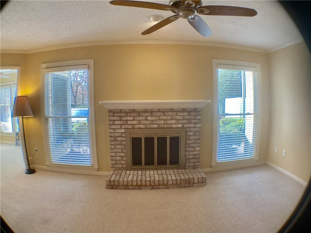 401 Abingdon Way, Atlanta, Georgia 30328, 2 Bedrooms Bedrooms, ,2 BathroomsBathrooms,Residential,Sold,401 Abingdon Way,6686453