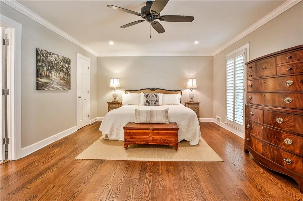 1320 Belmore Way, Sandy Springs, Georgia 30350, 5 Bedrooms Bedrooms, ,4 BathroomsBathrooms,Residential,Sold,1320 Belmore Way,6734083