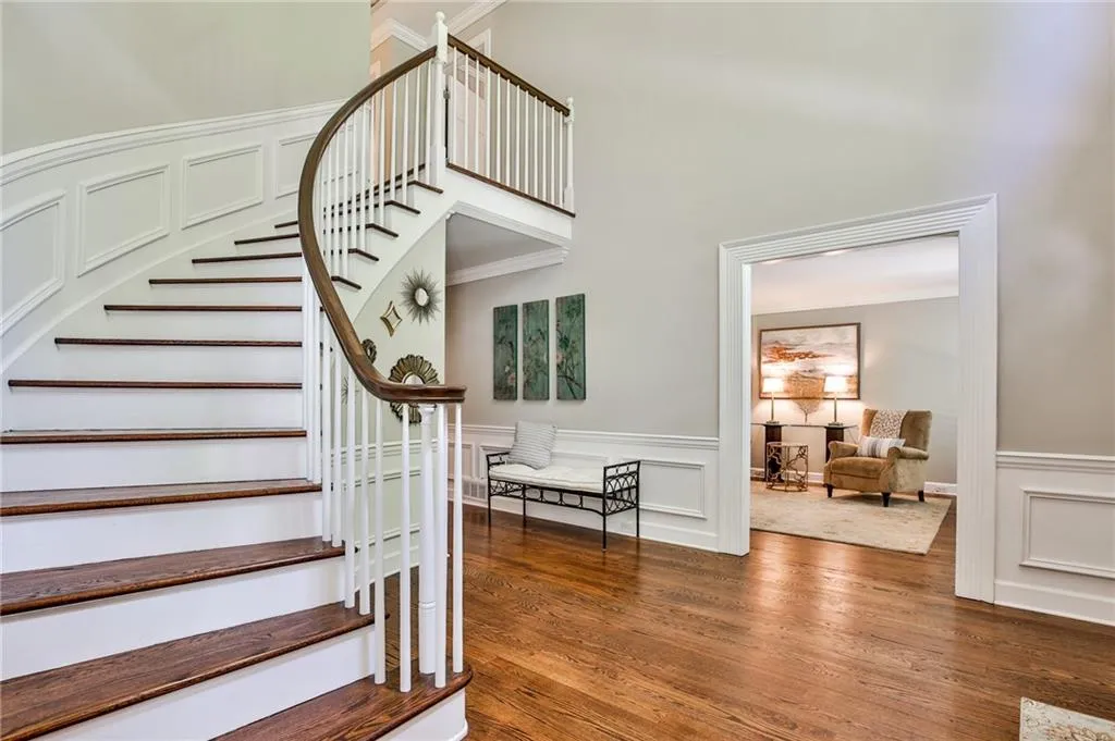 1320 Belmore Way, Sandy Springs, Georgia 30350, 5 Bedrooms Bedrooms, ,4 BathroomsBathrooms,Residential,Sold,1320 Belmore Way,6734083