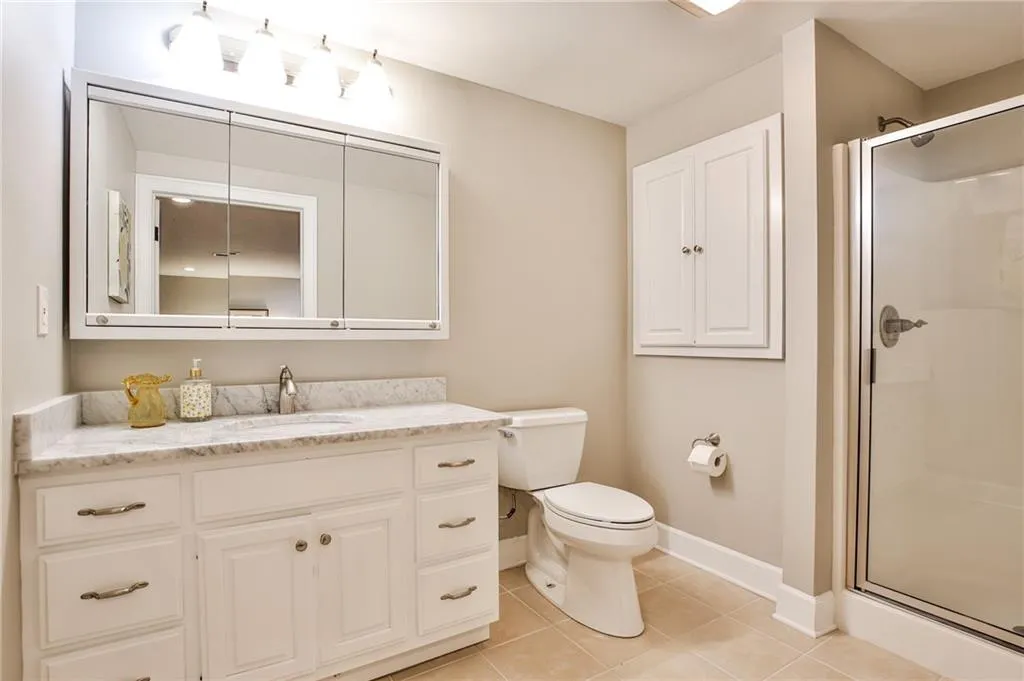 1320 Belmore Way, Sandy Springs, Georgia 30350, 5 Bedrooms Bedrooms, ,4 BathroomsBathrooms,Residential,Sold,1320 Belmore Way,6734083