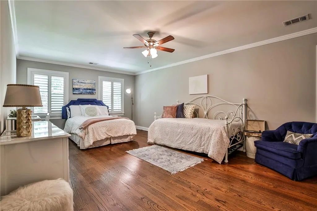 1320 Belmore Way, Sandy Springs, Georgia 30350, 5 Bedrooms Bedrooms, ,4 BathroomsBathrooms,Residential,Sold,1320 Belmore Way,6734083