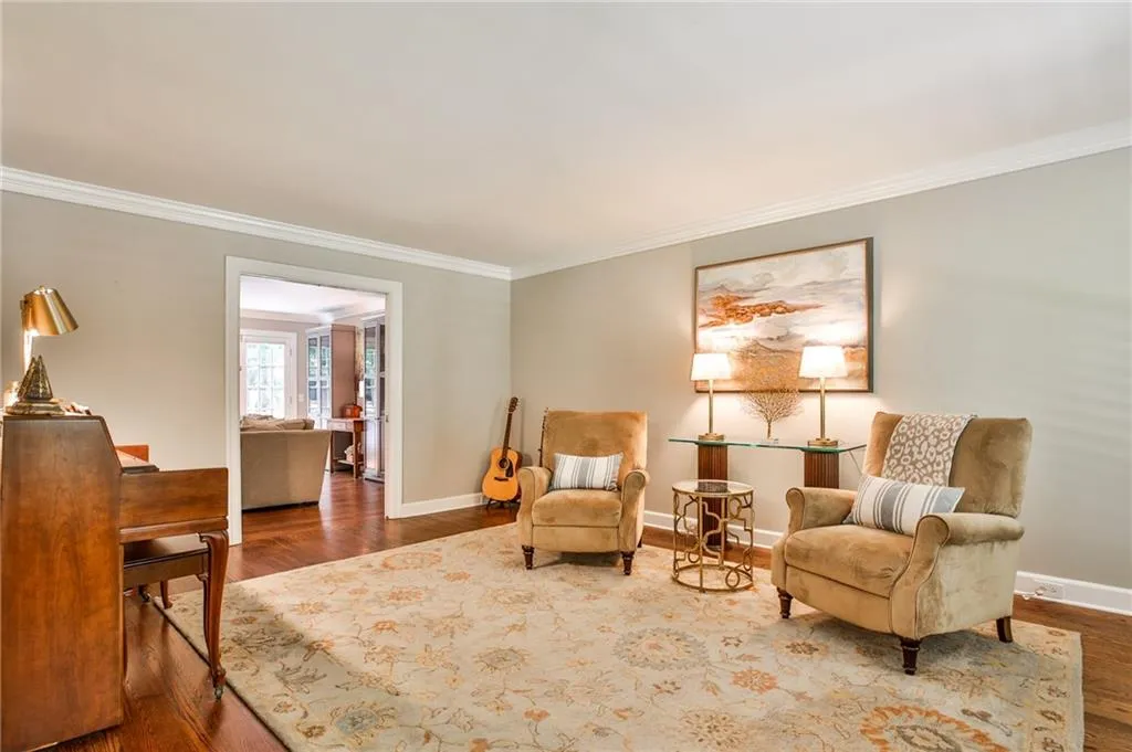 1320 Belmore Way, Sandy Springs, Georgia 30350, 5 Bedrooms Bedrooms, ,4 BathroomsBathrooms,Residential,Sold,1320 Belmore Way,6734083