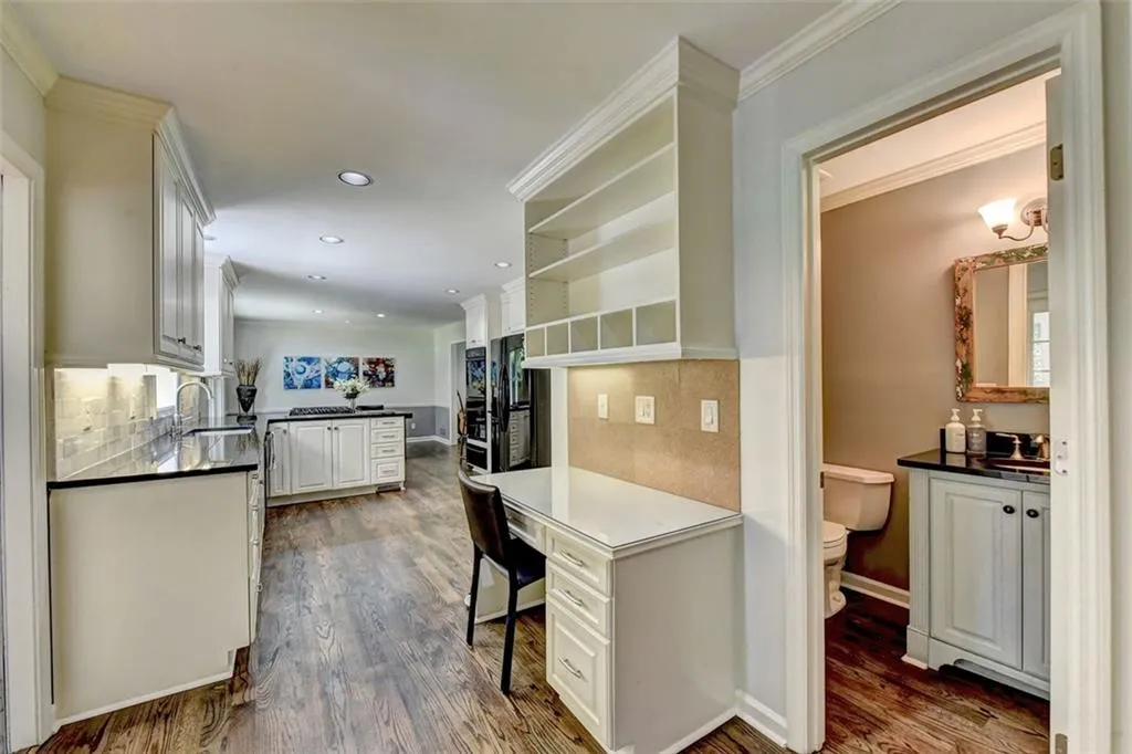 6695 River Springs Court, Atlanta, Georgia 30328, 4 Bedrooms Bedrooms, ,2 BathroomsBathrooms,Residential,Sold,6695 River Springs Court,6896111 6695 River Springs Court, Atlanta, Georgia 30328, 4 Bedrooms Bedrooms, ,2 BathroomsBathrooms,Residential,Sold,6695 River Springs Court,6896111