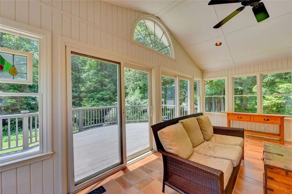 6695 River Springs Court, Atlanta, Georgia 30328, 4 Bedrooms Bedrooms, ,2 BathroomsBathrooms,Residential,Sold,6695 River Springs Court,6896111 6695 River Springs Court, Atlanta, Georgia 30328, 4 Bedrooms Bedrooms, ,2 BathroomsBathrooms,Residential,Sold,6695 River Springs Court,6896111