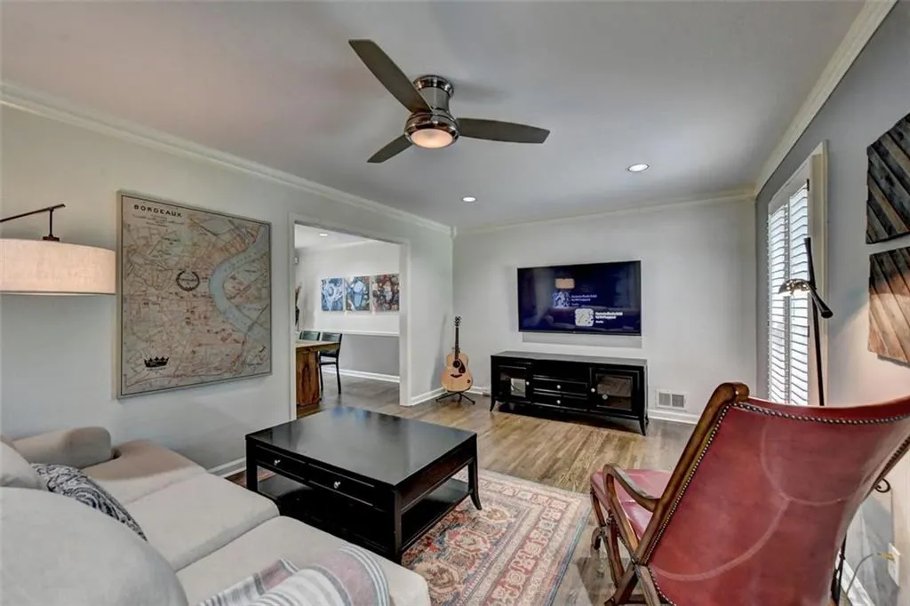 6695 River Springs Court, Atlanta, Georgia 30328, 4 Bedrooms Bedrooms, ,2 BathroomsBathrooms,Residential,Sold,6695 River Springs Court,6896111 6695 River Springs Court, Atlanta, Georgia 30328, 4 Bedrooms Bedrooms, ,2 BathroomsBathrooms,Residential,Sold,6695 River Springs Court,6896111