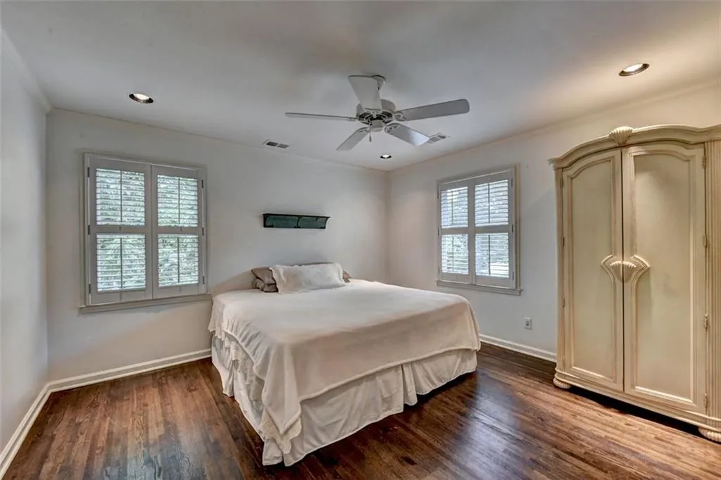 6695 River Springs Court, Atlanta, Georgia 30328, 4 Bedrooms Bedrooms, ,2 BathroomsBathrooms,Residential,Sold,6695 River Springs Court,6896111 6695 River Springs Court, Atlanta, Georgia 30328, 4 Bedrooms Bedrooms, ,2 BathroomsBathrooms,Residential,Sold,6695 River Springs Court,6896111