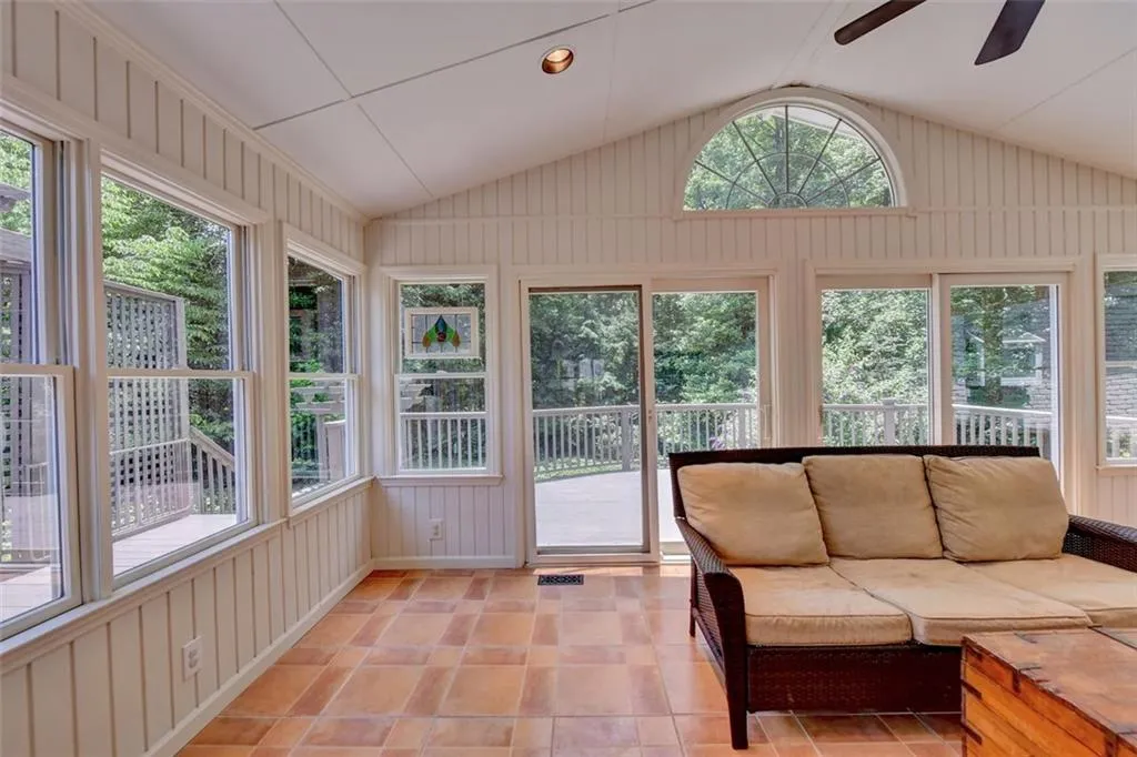 6695 River Springs Court, Atlanta, Georgia 30328, 4 Bedrooms Bedrooms, ,2 BathroomsBathrooms,Residential,Sold,6695 River Springs Court,6896111 6695 River Springs Court, Atlanta, Georgia 30328, 4 Bedrooms Bedrooms, ,2 BathroomsBathrooms,Residential,Sold,6695 River Springs Court,6896111